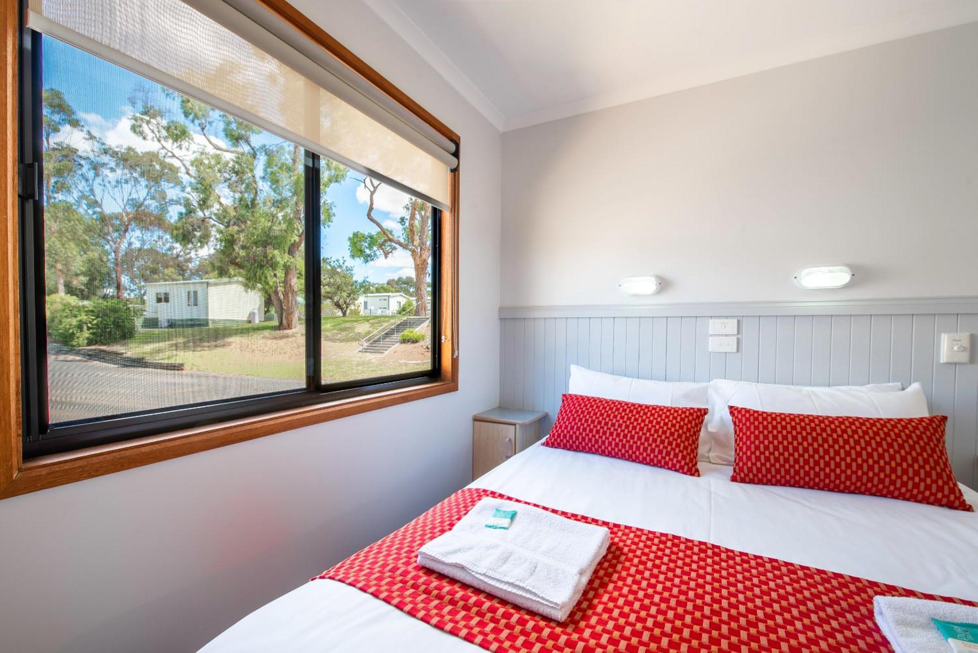 Echo Holiday Parks - Naracoorte Bagian luar foto