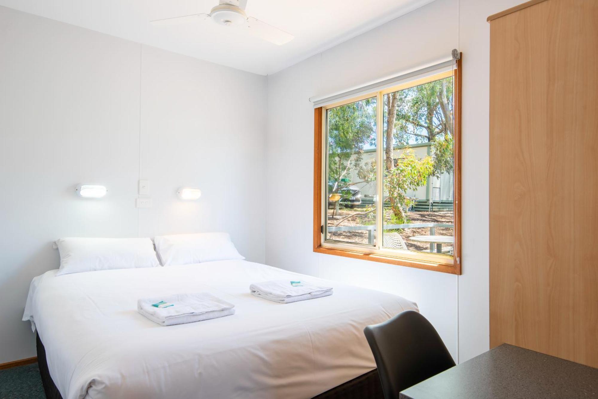 Echo Holiday Parks - Naracoorte Bagian luar foto