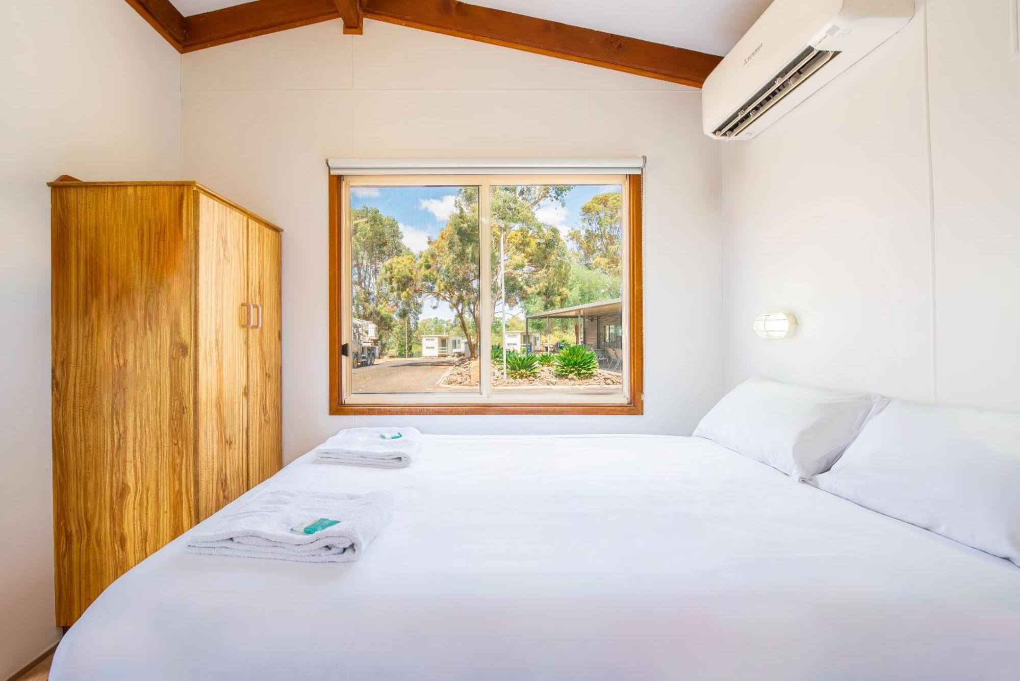 Echo Holiday Parks - Naracoorte Bagian luar foto
