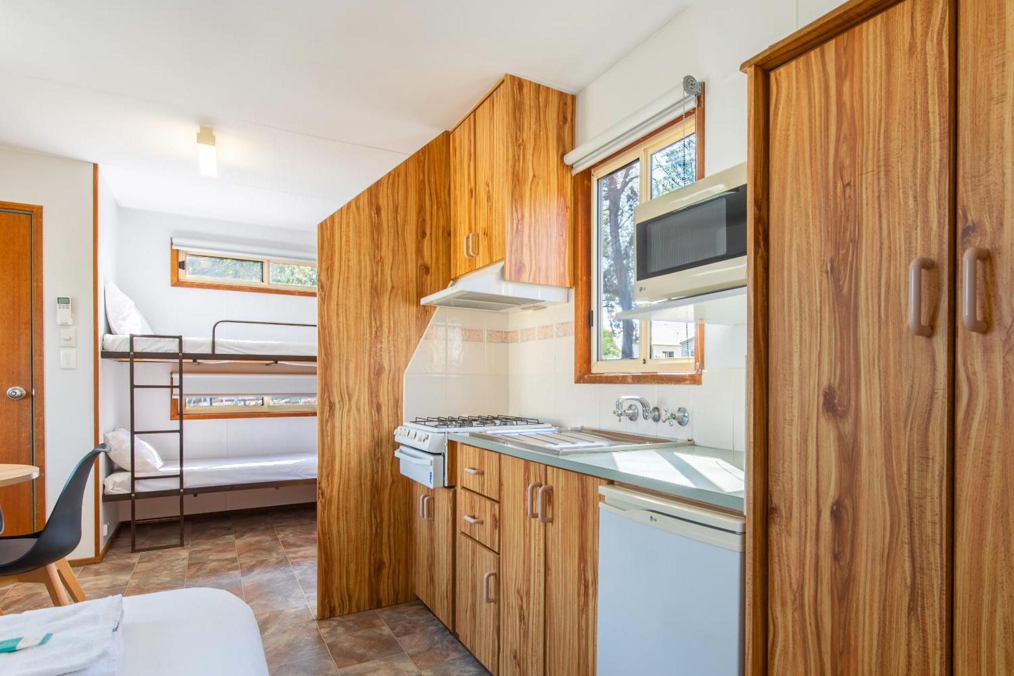 Echo Holiday Parks - Naracoorte Bagian luar foto