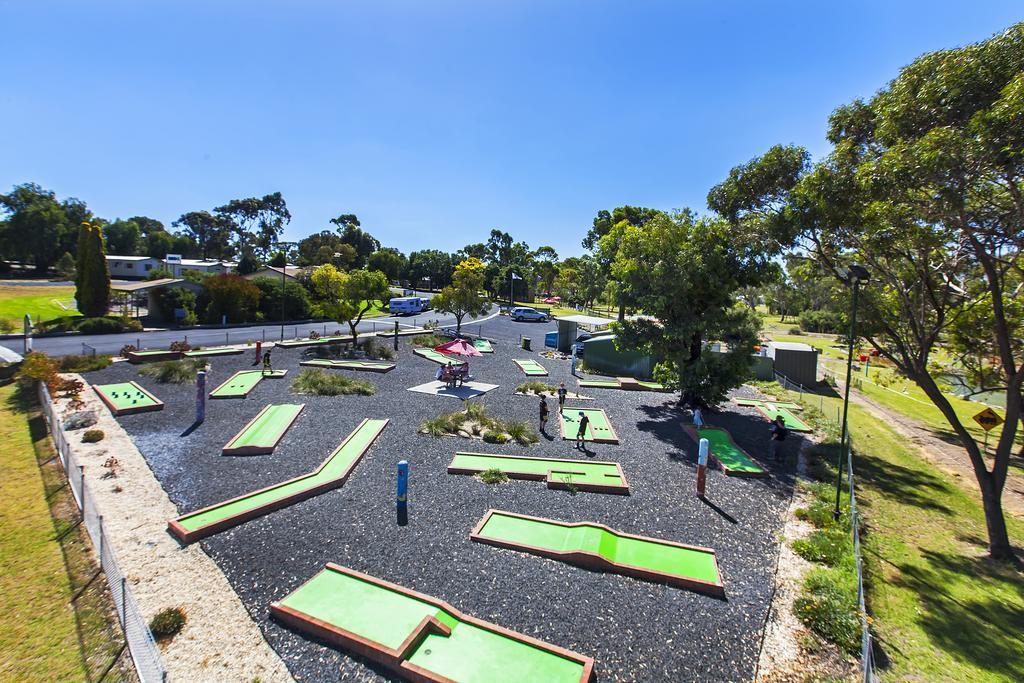 Echo Holiday Parks - Naracoorte Bagian luar foto